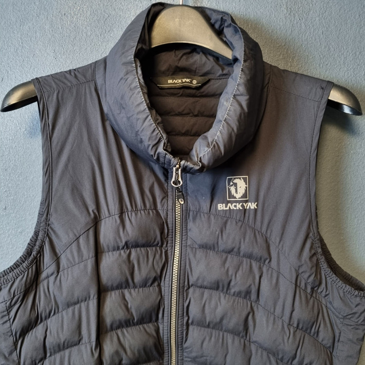 블랙야크 여성 다크그레이 패딩 조끼 90 메이커광 이미지