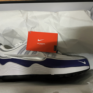 나이키 에어줌 스피리돈sp 라이트콩코드 270사이즈 팝니다 이미지