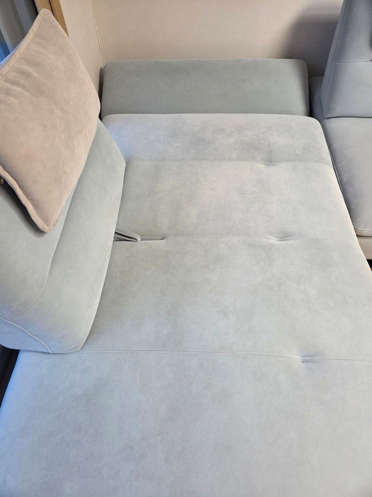 모듈형 패브릭 4인용 소파 이미지