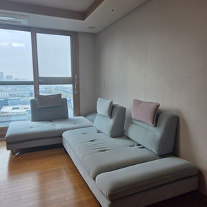 모듈형 패브릭 4인용 소파 이미지