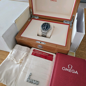 (18년식 국내매장풀셋)오메가 씨마스터 41밀리 청판 이미지
