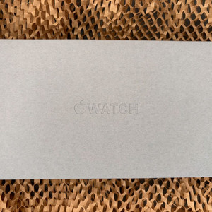 애플워치 울트라 2 49mm 블랙 티타늄 셀룰러+GPS 밀레니즈루프 새상품 이미지