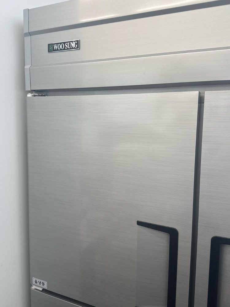 우성 4문형 업소용 냉동고 (상태 A급) 이미지