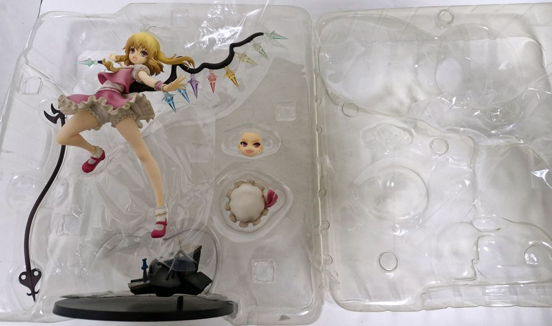 동방 프로젝트 피규어 큐즈큐 레밀리아 플랑드르 스칼렛 이미지