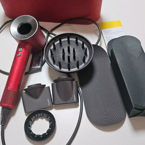 다이슨 슈퍼소닉 드라이기 레드 이미지