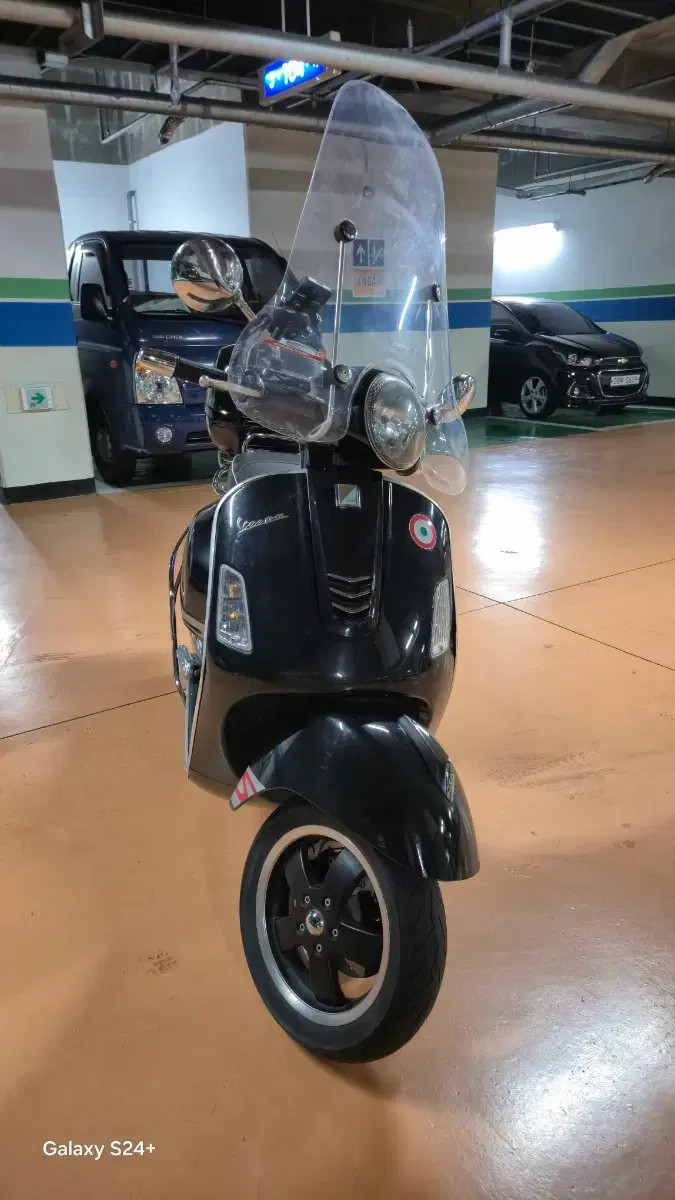 베스파 gts125 super 이미지