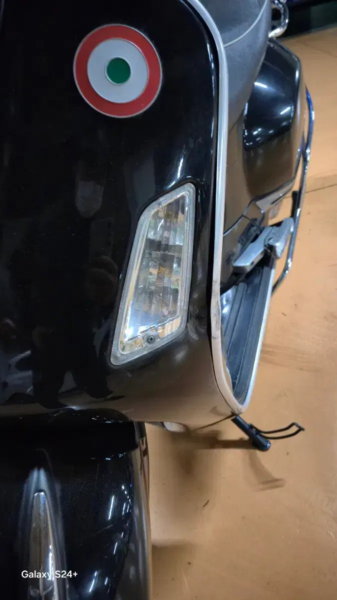 베스파 gts125 super 이미지