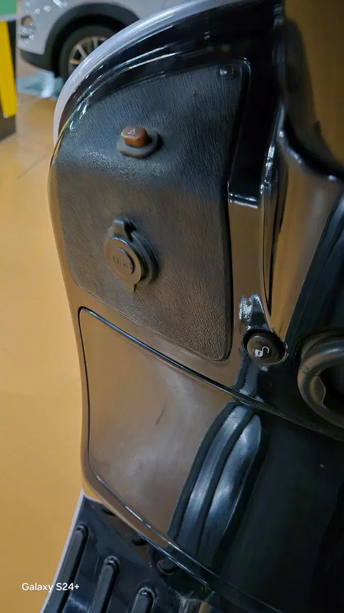 베스파 gts125 super 이미지