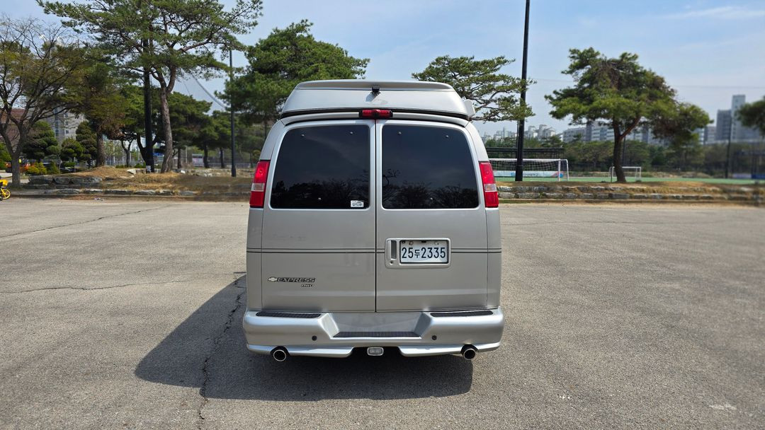 쉐보레 익스프레스밴(4WD)캠핑카 귀한 매물 소개해 드립니다! 이미지