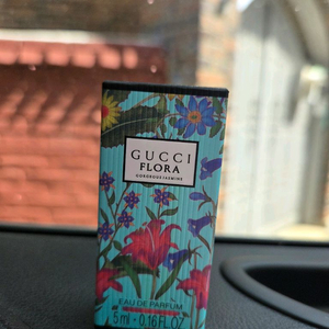 구찌 플로라 골저스 자스민 향수 5ml, 미니어처 향수 이미지