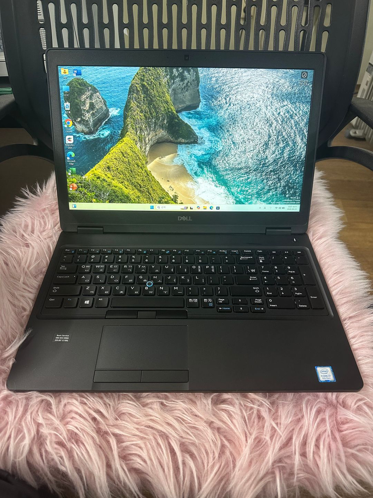 DELL i7 8세대 노트북 / 15인치 이미지