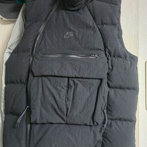 나이키 테크팩 다운필 조끼패딩 - 928909-010 us 사이즈M 이미지