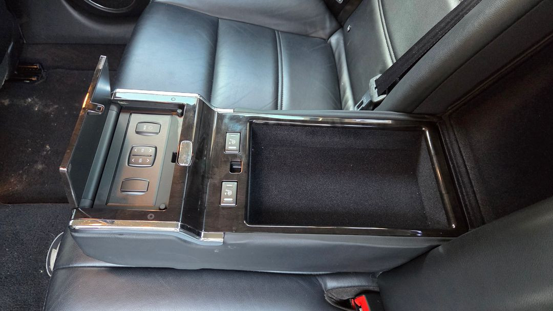 르노삼성 sm7 올뉴SM7 폐차로 부품판매 합니다 이미지