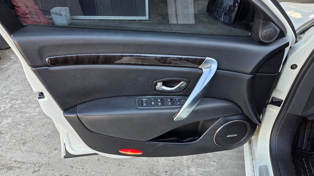 르노삼성 sm7 올뉴SM7 폐차로 부품판매 합니다 이미지