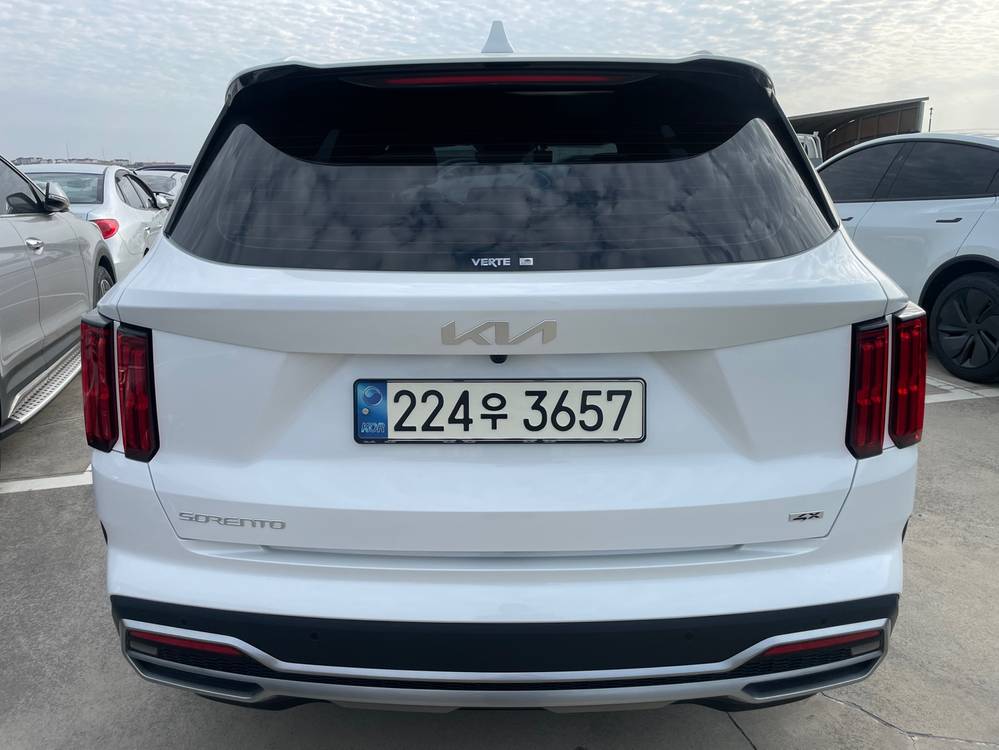쏘렌토 4세대 디젤 2.2 4WD 시그니처 중고차 22년08월 23년형 37820km 완전무사고 브라운시트 이미지