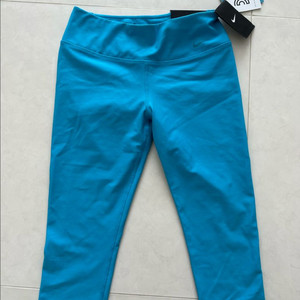 나이키 레깅스 나이키우먼스 드라이핏 레전드 카프리 팬츠 M 이미지