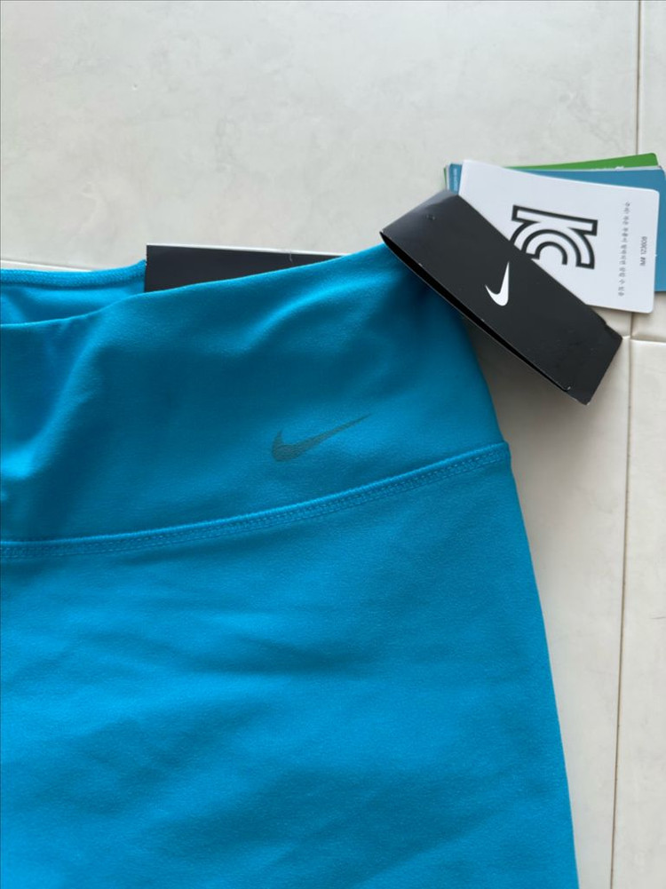 나이키 레깅스 나이키우먼스 드라이핏 레전드 카프리 팬츠 M 이미지