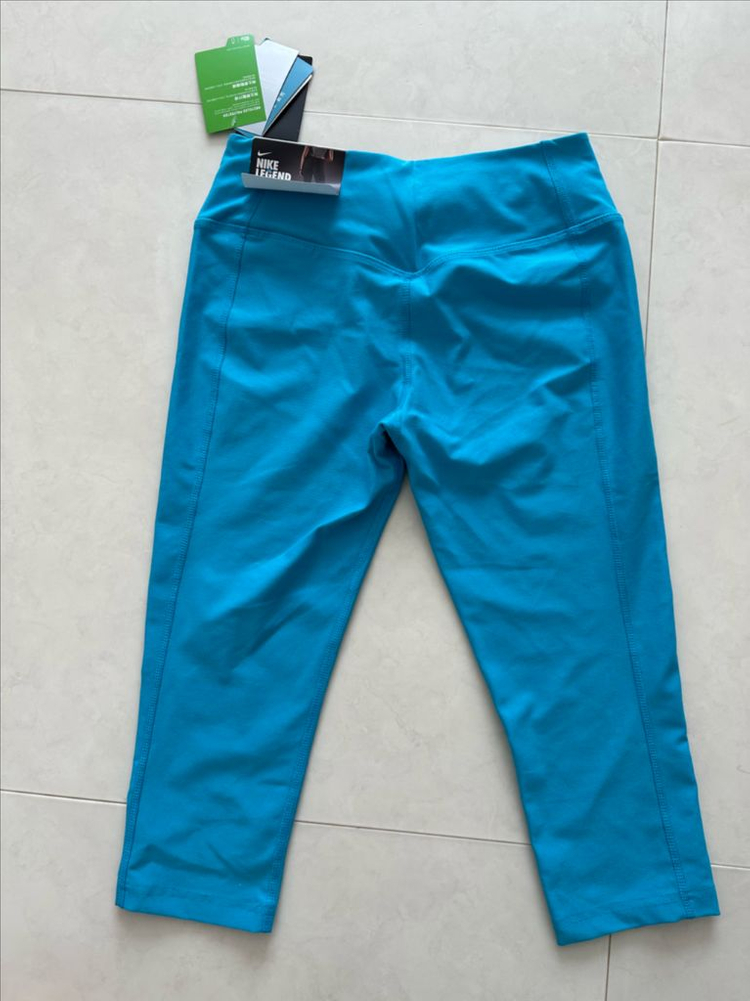 나이키 레깅스 나이키우먼스 드라이핏 레전드 카프리 팬츠 M 이미지