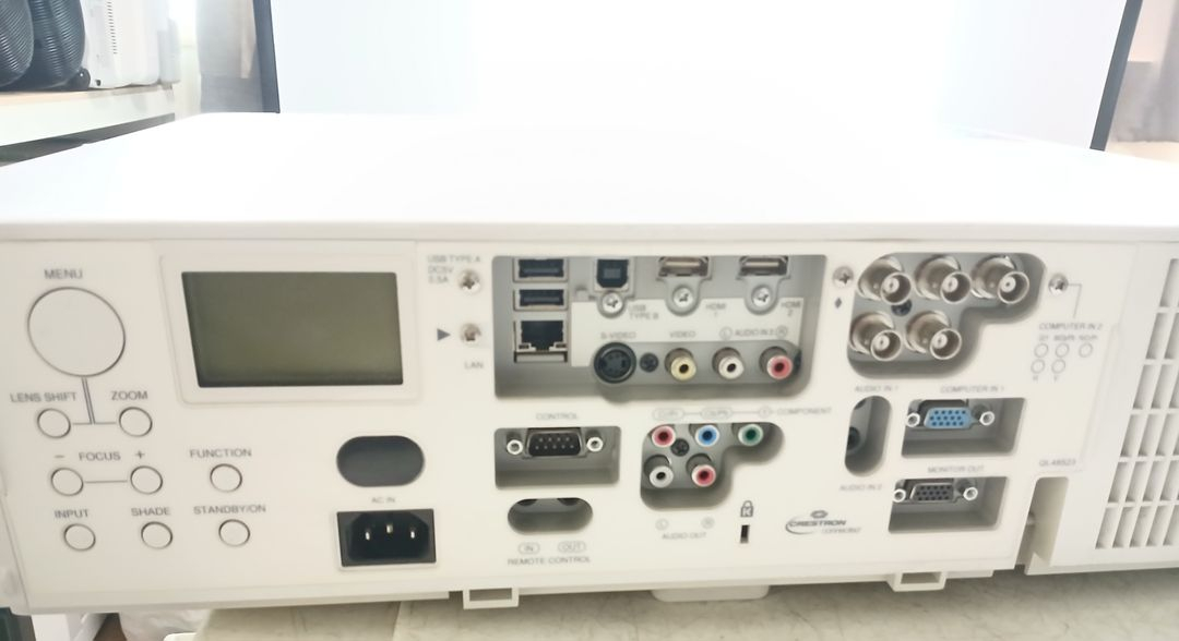 WUXGA6000안시 히타치cp-f600 빔프로젝터 이미지