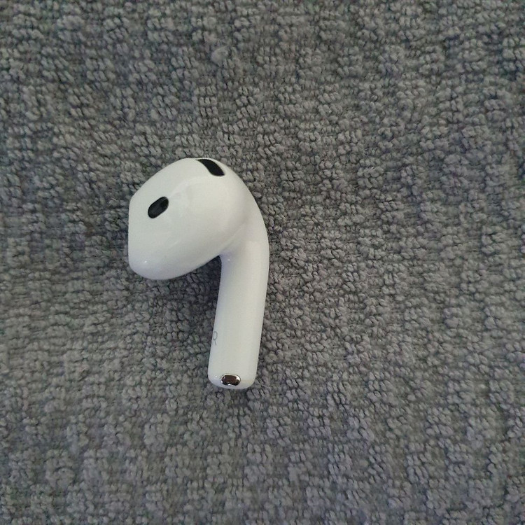 에어팟4세대 유닛 이미지