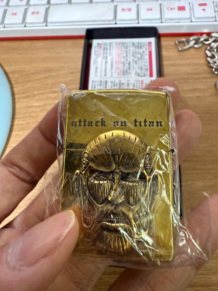 zippo 진격의 거인 에렌 예거 라이터 이미지