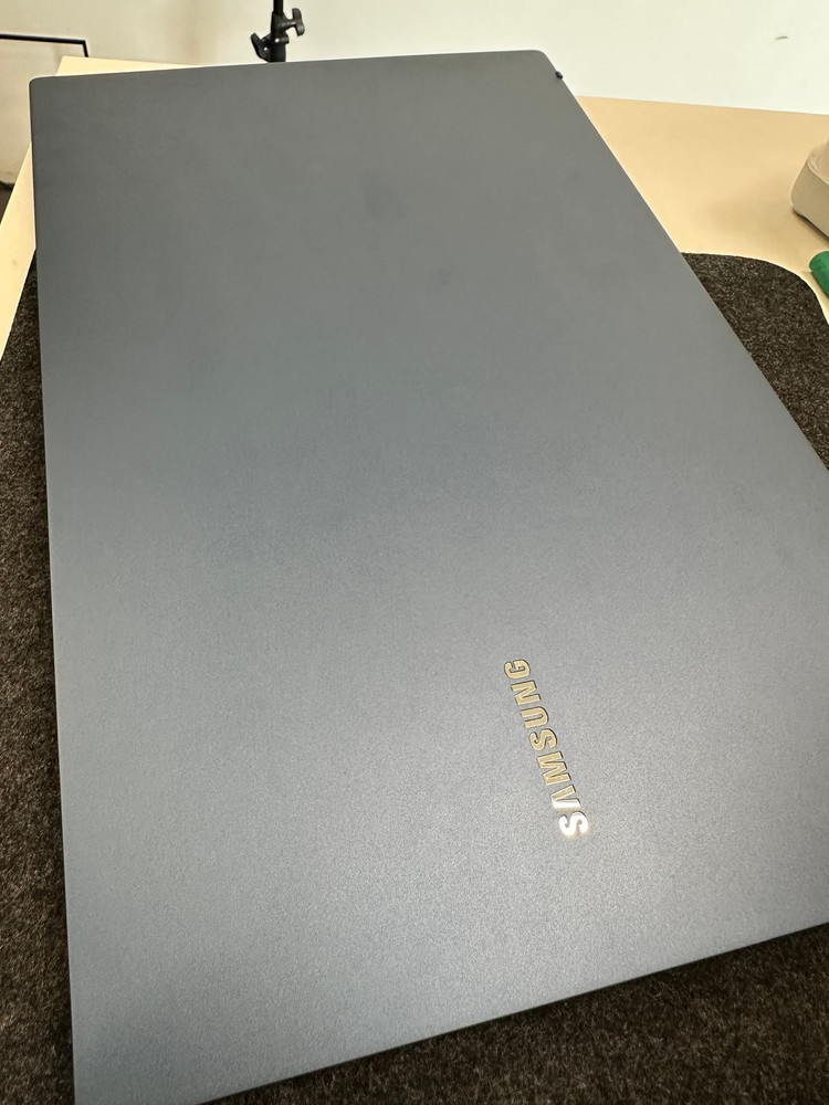 삼성 갤럭시 노트북 i7 16기가 2TB SSD NT750XDZ 이미지