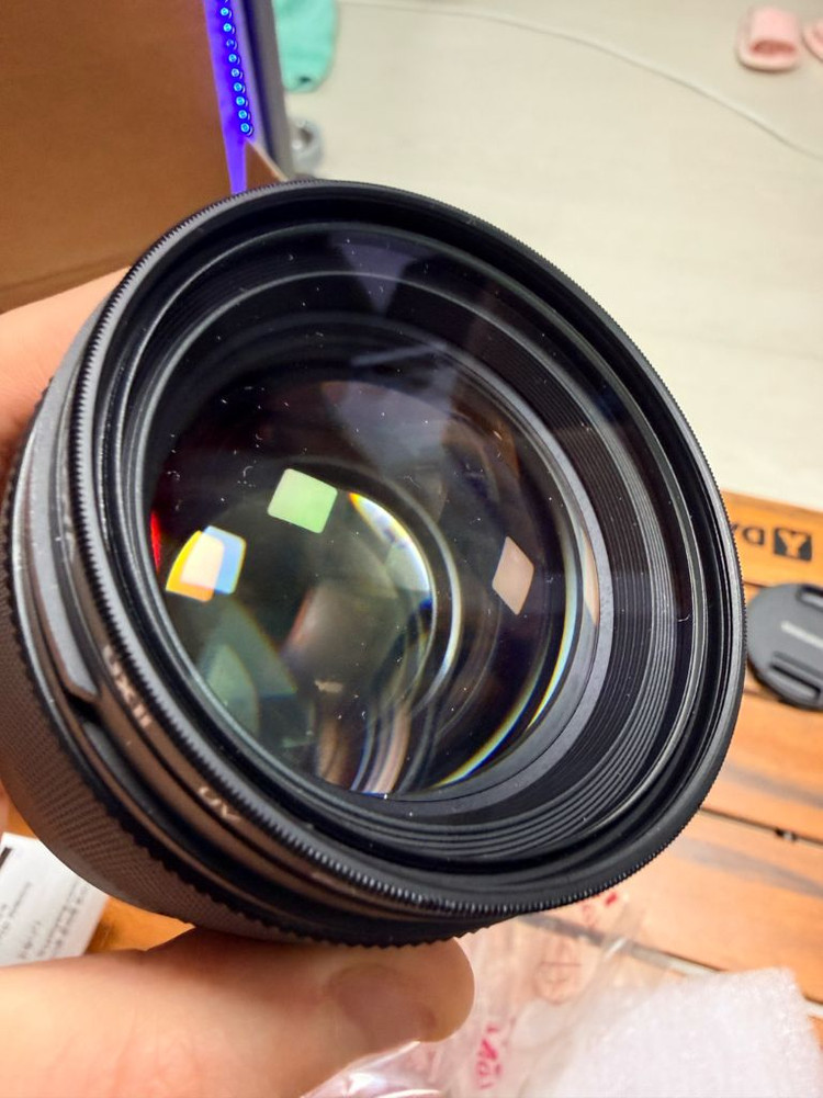 삼양 AF 85mm F1.8 P FE 렌즈 소니 마운트 판매합니다 이미지