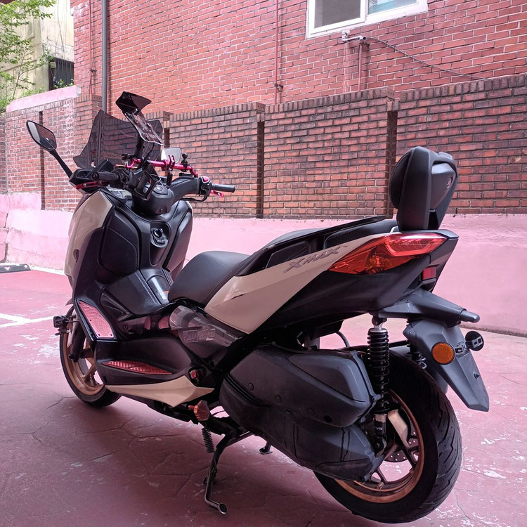 2_22년식 xmax300 깔끔한차량 판매합니다 이미지