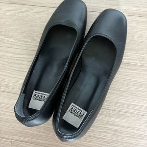 대한항공 승무원 기내화 230 이미지