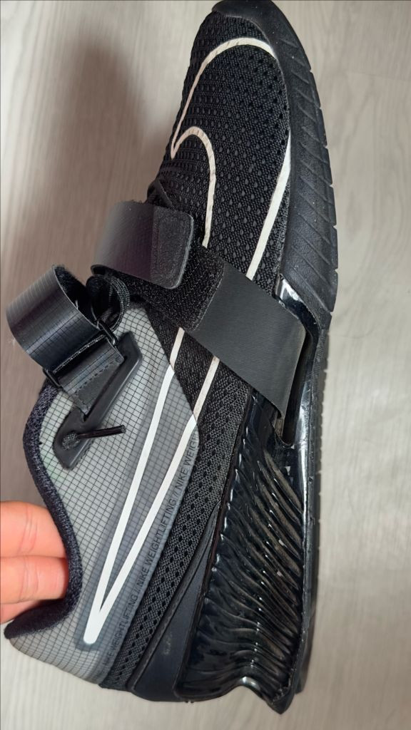 나이키 로말레오4 275 이미지