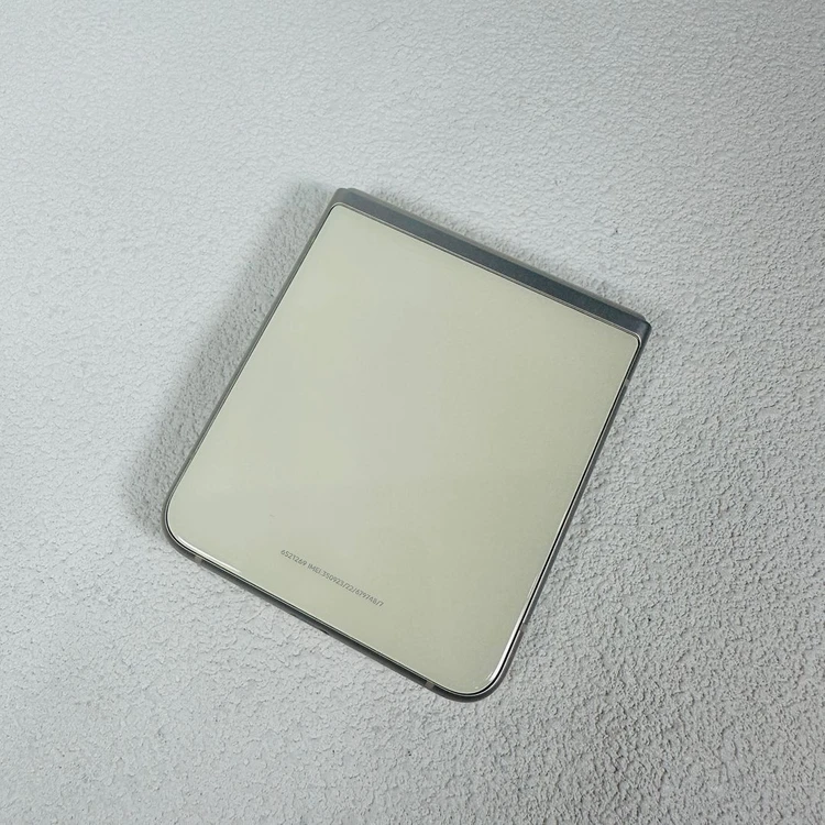 갤럭시Z플립3 크림색상 무잔상 256G 판매합니다 이미지