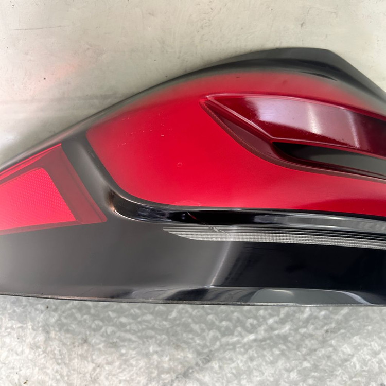 BMW G30 Lci 후기형 LED후미등 데미지제품 운전석 테일램프 이미지