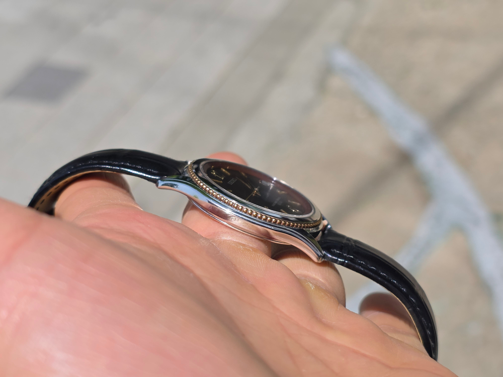 세이코 돌체 SADZ025 초슬림 드레스워치 전파솔라 상태최상~ (정가 120만 원대~) 이미지