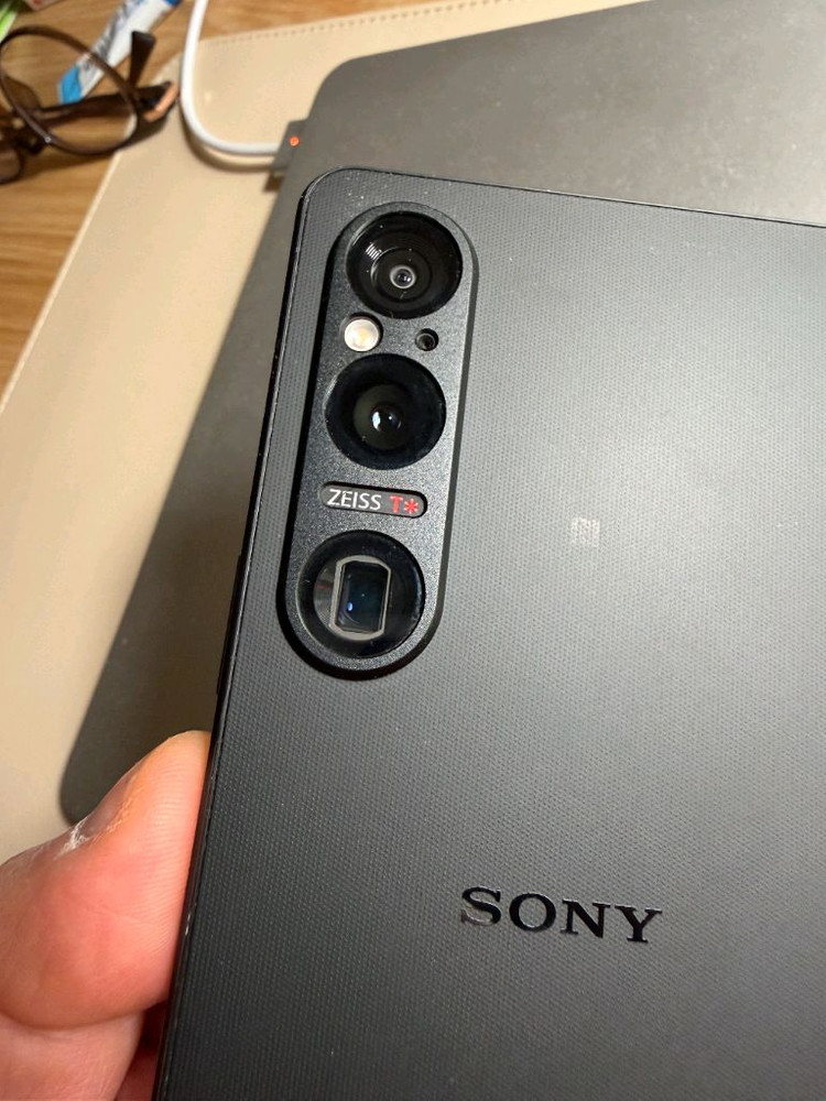 소니 엑스페리아 1 마크6 엑페1 VI 이미지