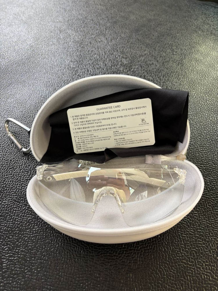 RECLOW 스포츠 고글입니다. 이미지