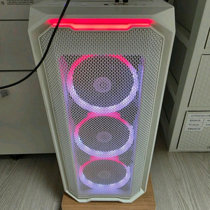 i7-6700 GTX 1060 6GB 게이밍 PC. 이미지