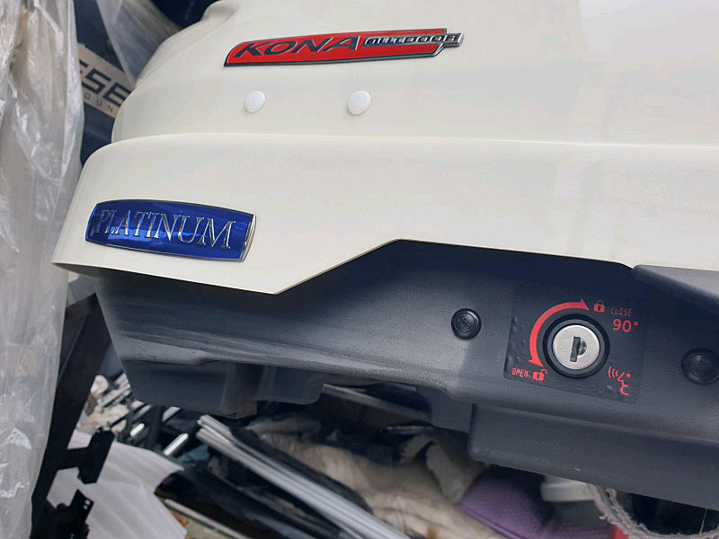 코나 코토일체형루프박스 화이트 변색 중고 60만원 이미지