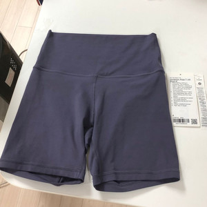 룰루레몬 얼라인 쇼츠 6인치 레깅스 이미지