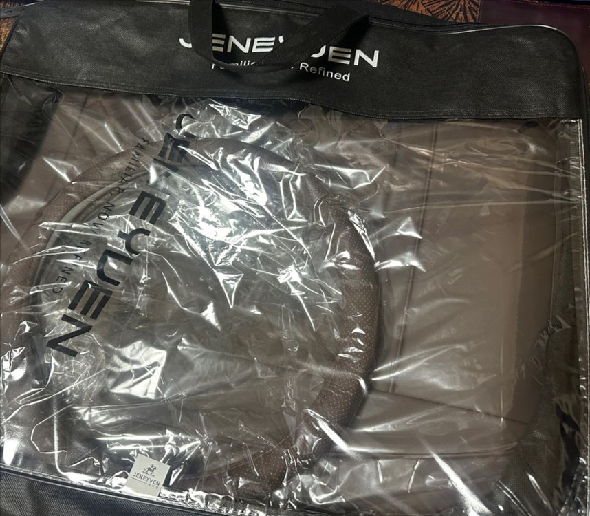 [새제품] 제니븐 자동차 가죽 카시트 좌석등받이 , 헤드 커버 및 핸들커버 이미지