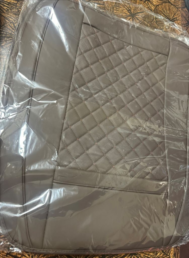 [새제품] 제니븐 자동차 가죽 카시트 좌석등받이 , 헤드 커버 및 핸들커버 이미지