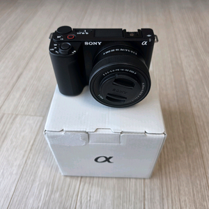 소니코리아 정품 zv-e10m2 16-50mm ii 번들셋 구매2달된 제품 판매합니다