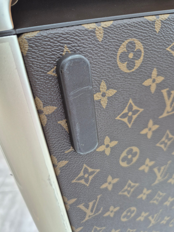 [중고명품 럭스올 울산점] 루이비통 호라이즌 소프트 더블 65 캐리어 M20111 이미지