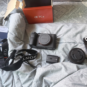 소니 A7C2 풀박스 렌즈 포함