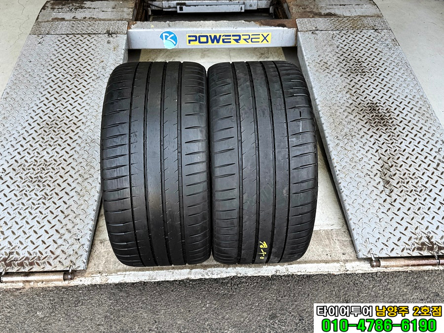 2953021 미쉐린타이어 파일럿스포츠4S 중고타이어 흡음재 295 30 21 미쉐린 ㅡ 911 파나메라 모델S 이미지
