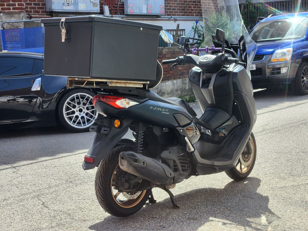 23년식/nmax155cc/배달세팅/카울최상급,주행컨디션최상급매물팝니다! 이미지