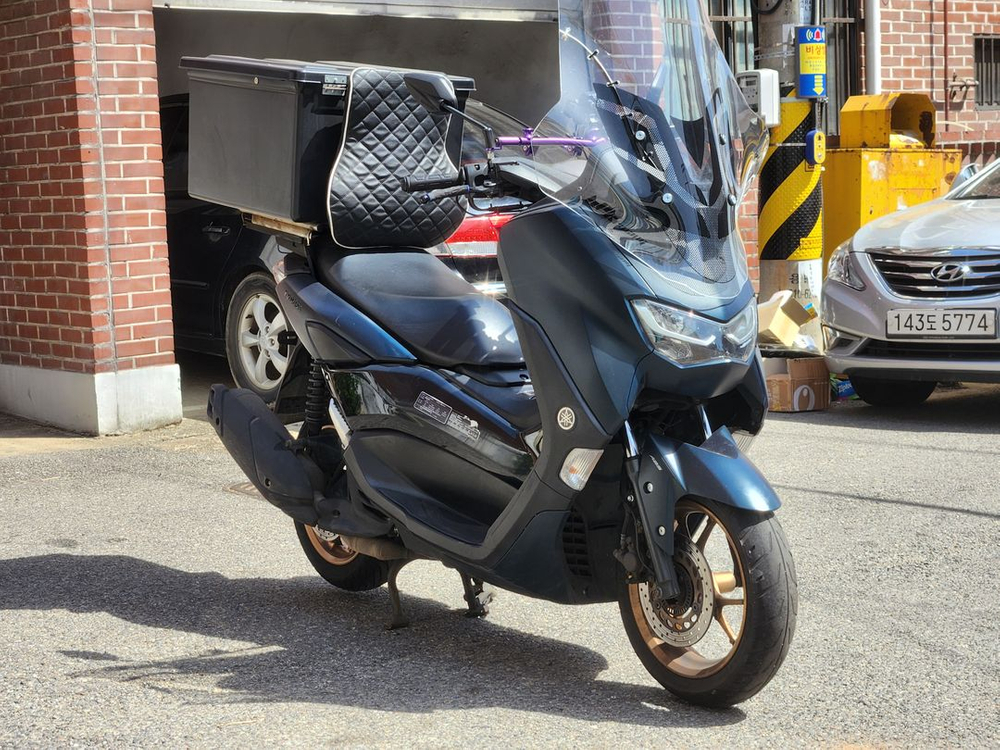 23년식/nmax155cc/배달세팅/카울최상급,주행컨디션최상급매물팝니다! 이미지