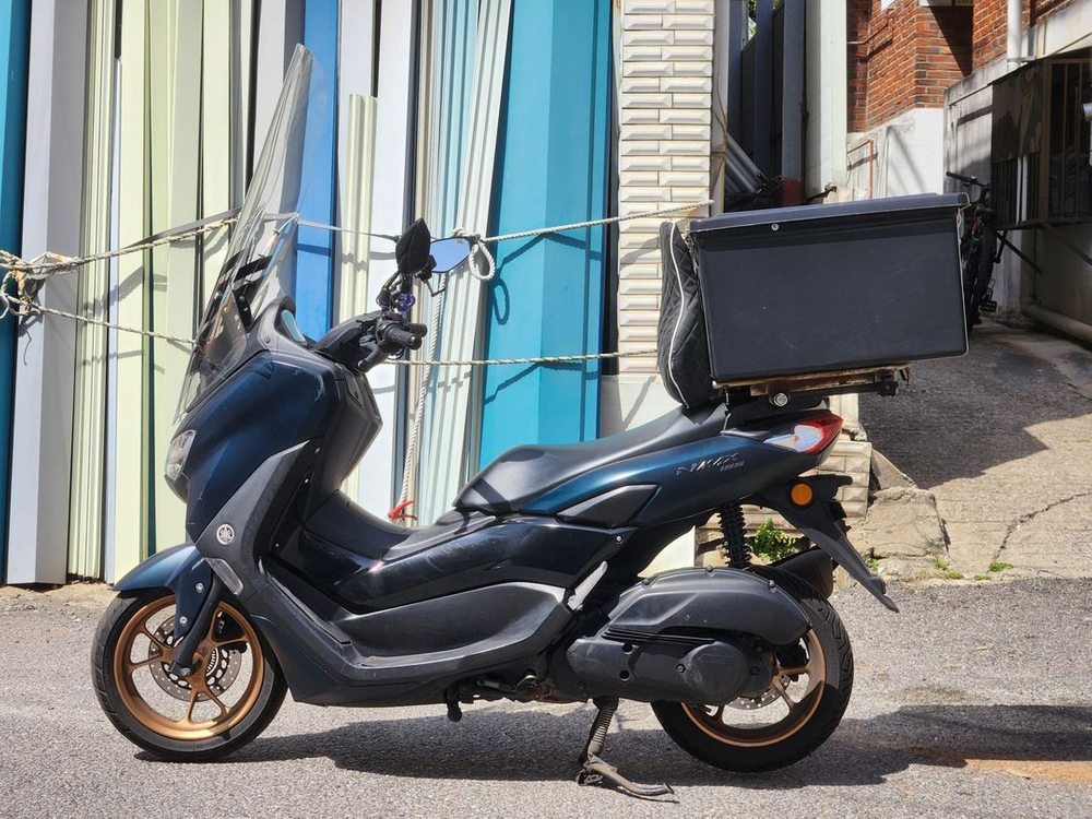 23년식/nmax155cc/배달세팅/카울최상급,주행컨디션최상급매물팝니다! 이미지