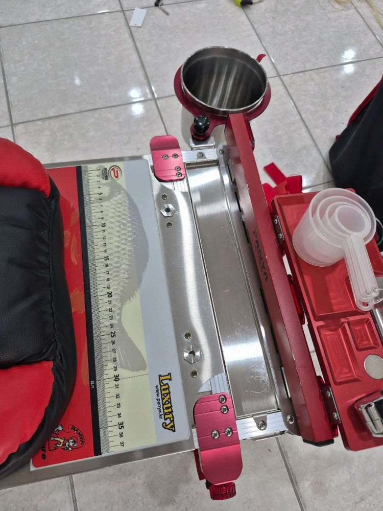 판야 럭셔리 낚시 소좌와 나루예 선반겸용 2단 토끼받침틀 풀세트 상태 좋아요 이미지