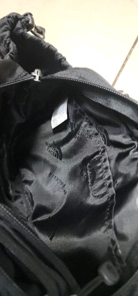 노스페이스 힙색 고어텍스 모자등 이미지