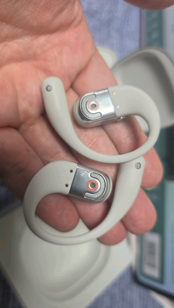 샥즈 오픈핏 2 플러스 팝니다(풀박스) 이미지